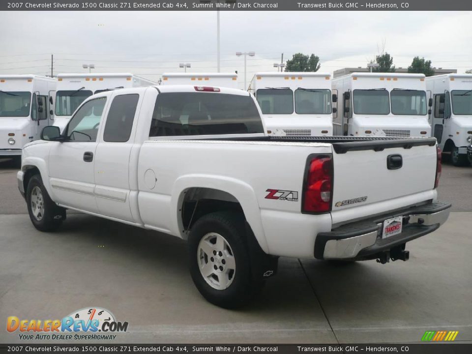 2007 Chevrolet Silverado 1500 Classic Z71 Extended Cab 4x4 Summit White / Dark Charcoal Photo #4