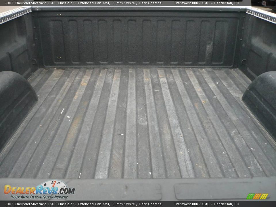 2007 Chevrolet Silverado 1500 Classic Z71 Extended Cab 4x4 Summit White / Dark Charcoal Photo #10