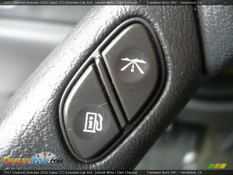 2007 Chevrolet Silverado 1500 Classic Z71 Extended Cab 4x4 Summit White / Dark Charcoal Photo #19