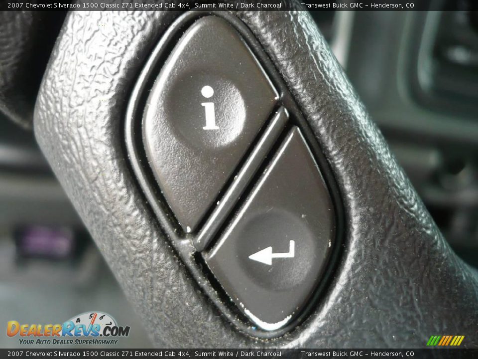 2007 Chevrolet Silverado 1500 Classic Z71 Extended Cab 4x4 Summit White / Dark Charcoal Photo #20