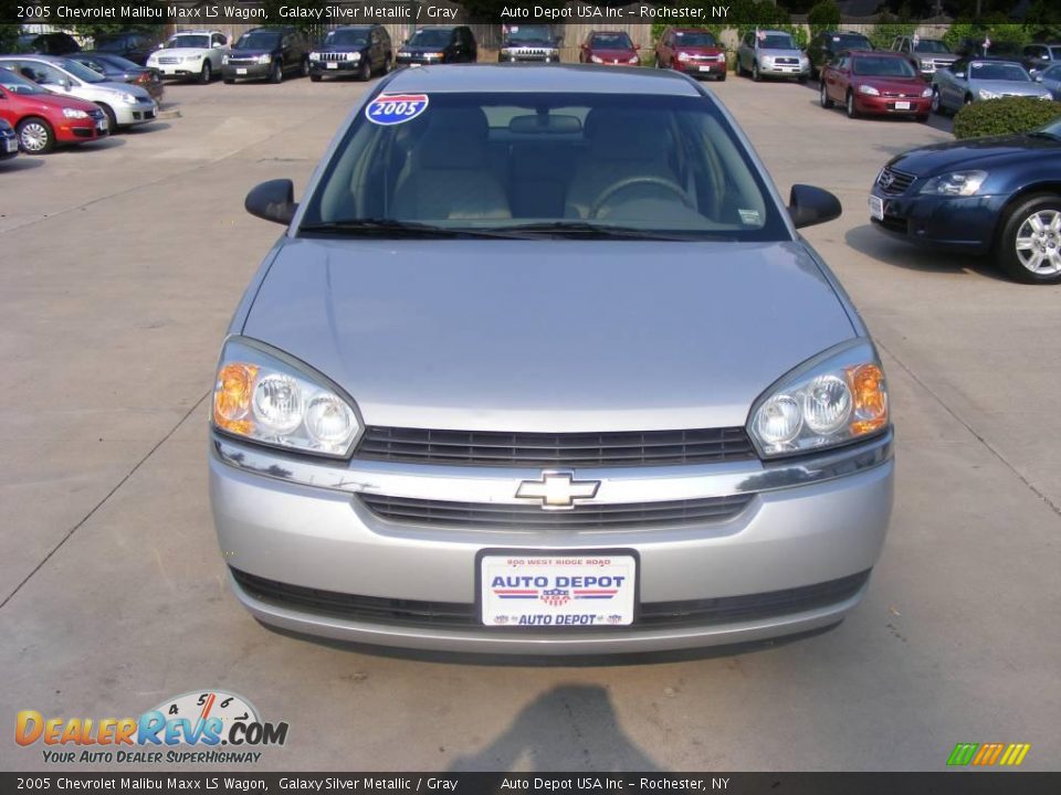 2005 Chevrolet Malibu Maxx LS Wagon Galaxy Silver Metallic / Gray Photo #3