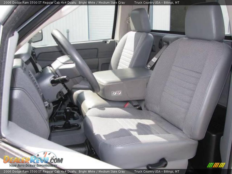 2006 Dodge Ram 3500 ST Regular Cab 4x4 Dually Bright White / Medium Slate Gray Photo #9