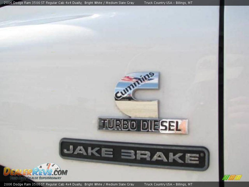 2006 Dodge Ram 3500 ST Regular Cab 4x4 Dually Bright White / Medium Slate Gray Photo #12