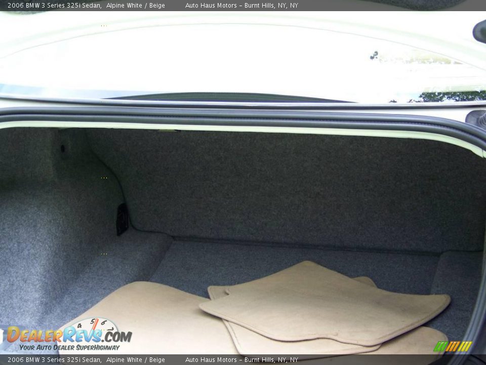 2006 BMW 3 Series 325i Sedan Alpine White / Beige Photo #13