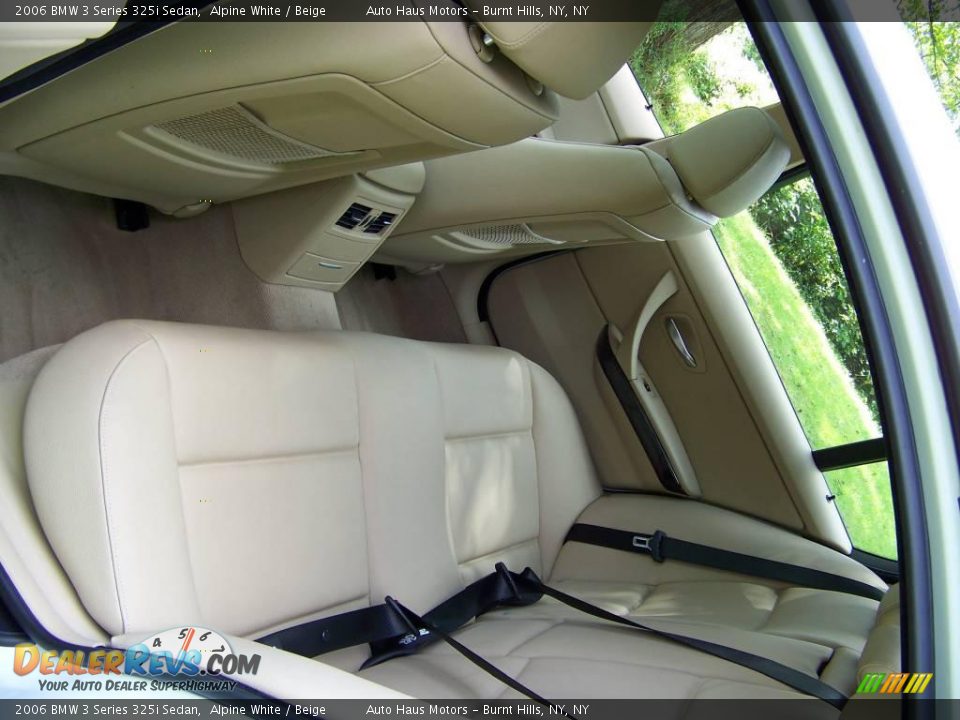 2006 BMW 3 Series 325i Sedan Alpine White / Beige Photo #15