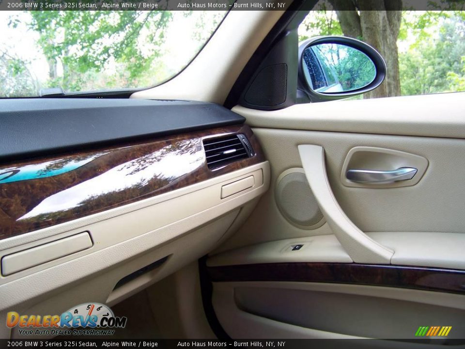 2006 BMW 3 Series 325i Sedan Alpine White / Beige Photo #23