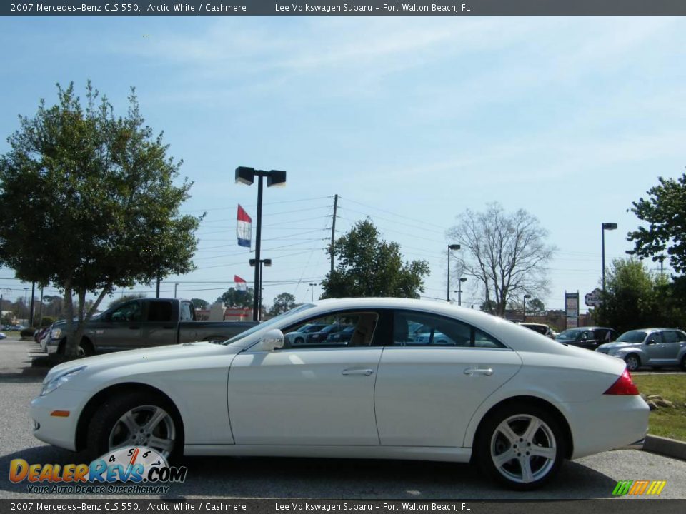 2007 Mercedes-Benz CLS 550 Arctic White / Cashmere Photo #2