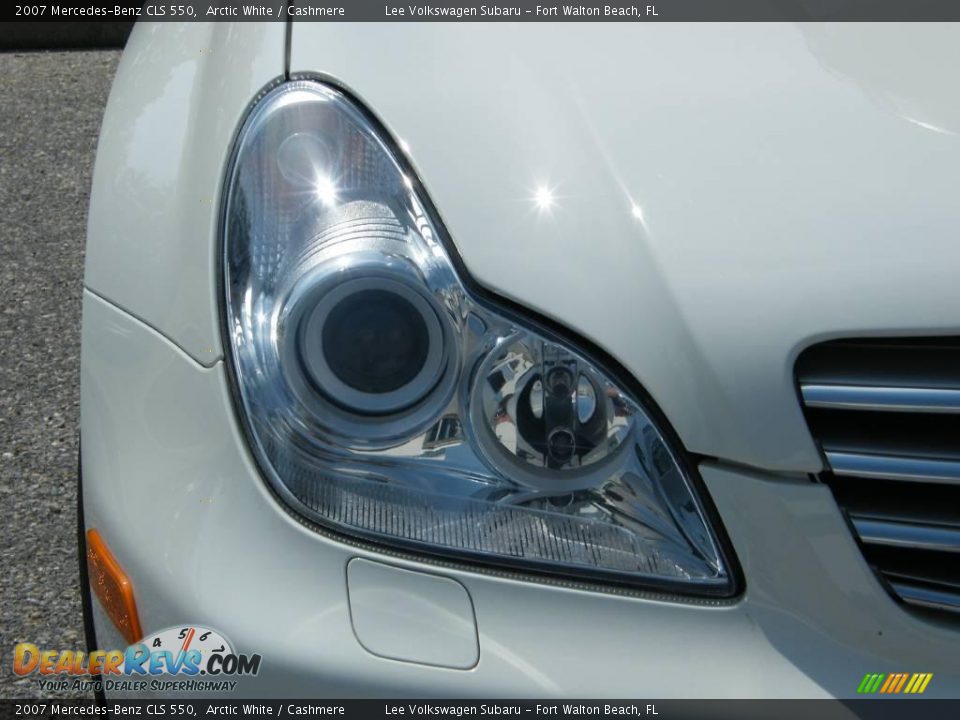 2007 Mercedes-Benz CLS 550 Arctic White / Cashmere Photo #9