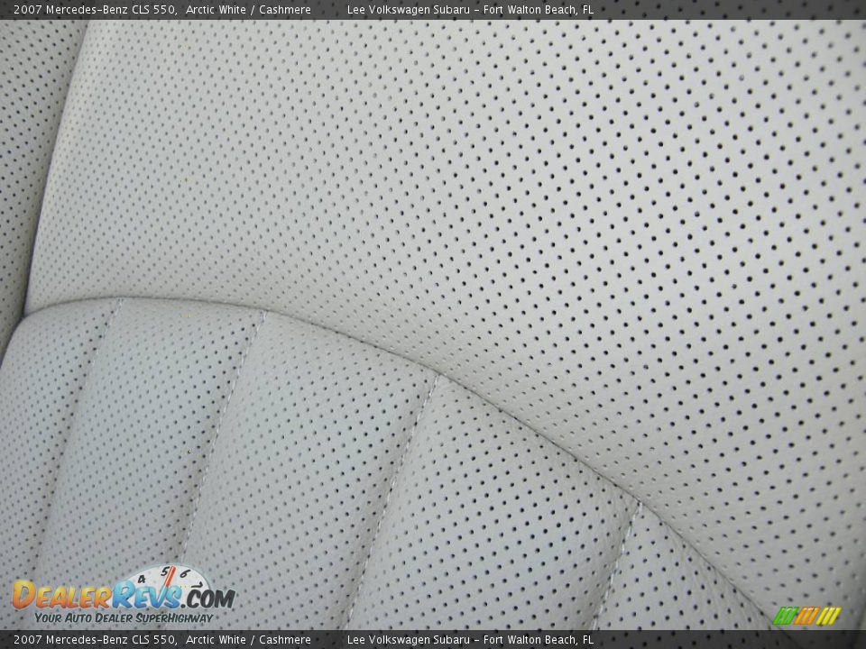 2007 Mercedes-Benz CLS 550 Arctic White / Cashmere Photo #15