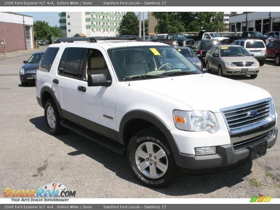 2006 Ford Explorer XLT 4x4 Oxford White / Stone Photo #3