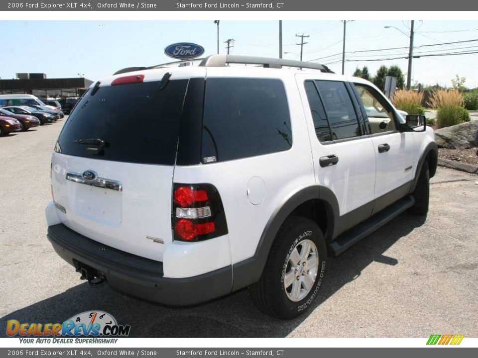 2006 Ford Explorer XLT 4x4 Oxford White / Stone Photo #5