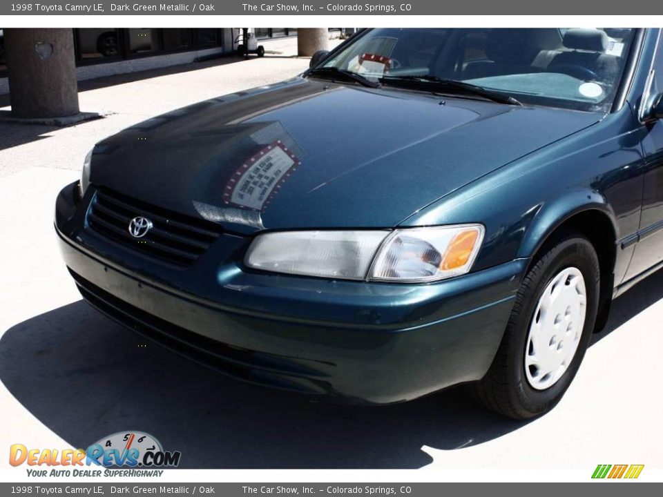 1998 Toyota Camry LE Dark Green Metallic / Oak Photo #15