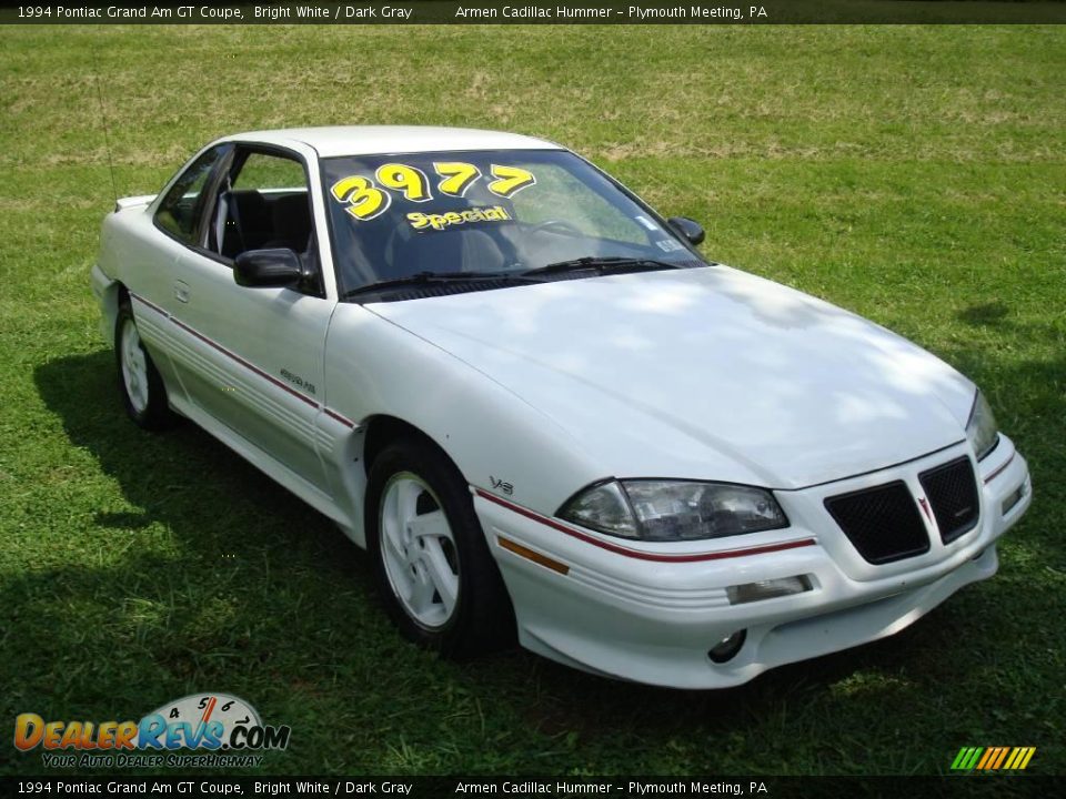 1994 Pontiac Grand Am GT Coupe Bright White / Dark Gray Photo #2