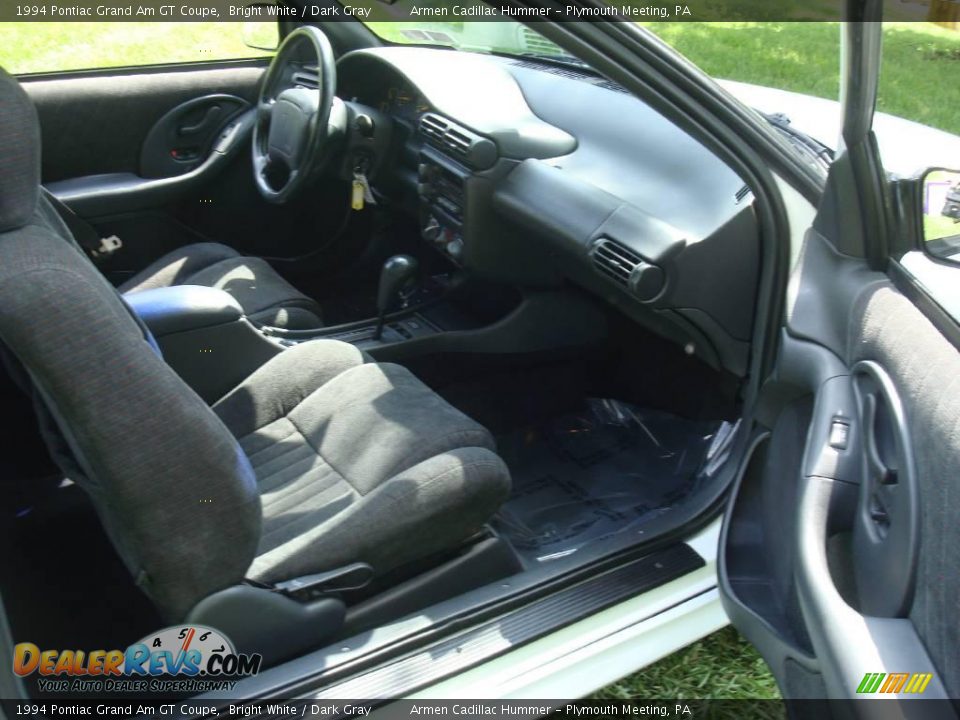 1994 Pontiac Grand Am GT Coupe Bright White / Dark Gray Photo #18