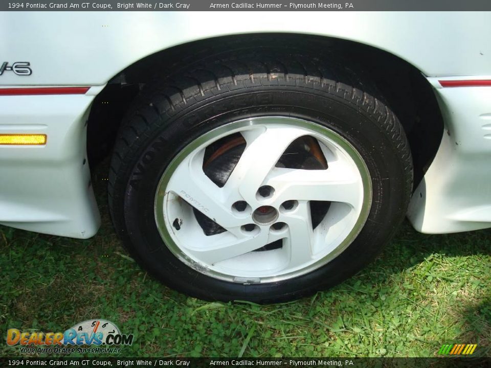 1994 Pontiac Grand Am GT Coupe Bright White / Dark Gray Photo #24