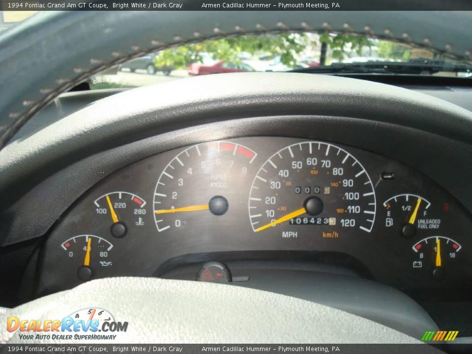 1994 Pontiac Grand Am GT Coupe Bright White / Dark Gray Photo #32