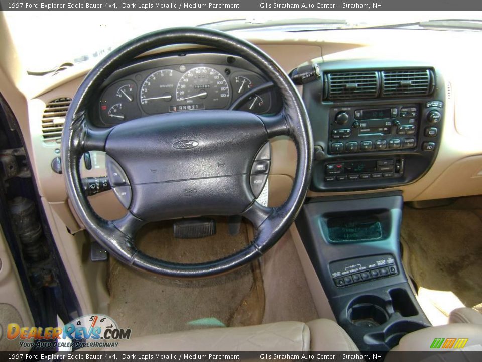 1997 Ford Explorer Eddie Bauer 4x4 Dark Lapis Metallic / Medium Parchment Photo #13