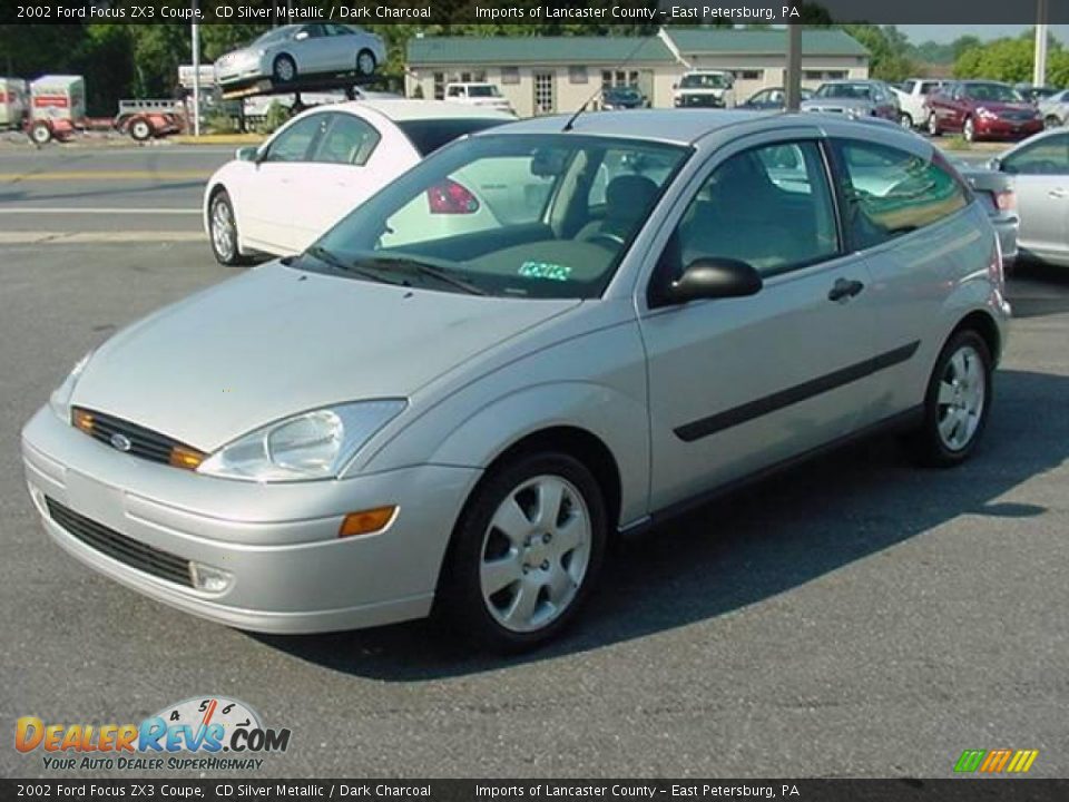 2002 Ford Focus ZX3 Coupe CD Silver Metallic / Dark Charcoal Photo #3
