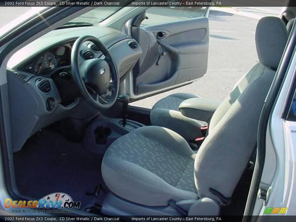 2002 Ford Focus ZX3 Coupe CD Silver Metallic / Dark Charcoal Photo #8