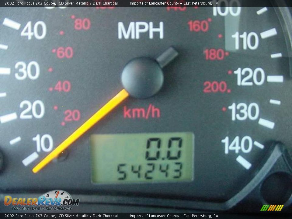 2002 Ford Focus ZX3 Coupe CD Silver Metallic / Dark Charcoal Photo #12