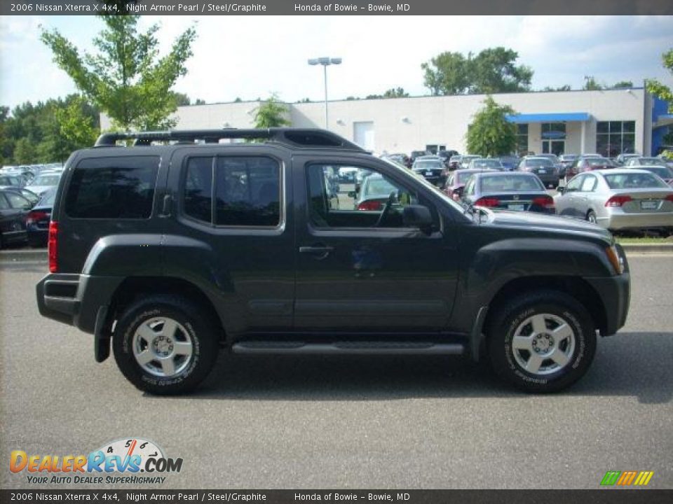2006 Nissan Xterra X 4x4 Night Armor Pearl / Steel/Graphite Photo #2