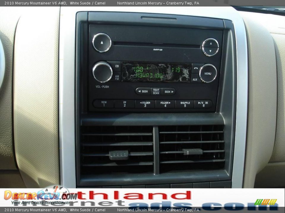 2010 Mercury Mountaineer V6 AWD White Suede / Camel Photo #17