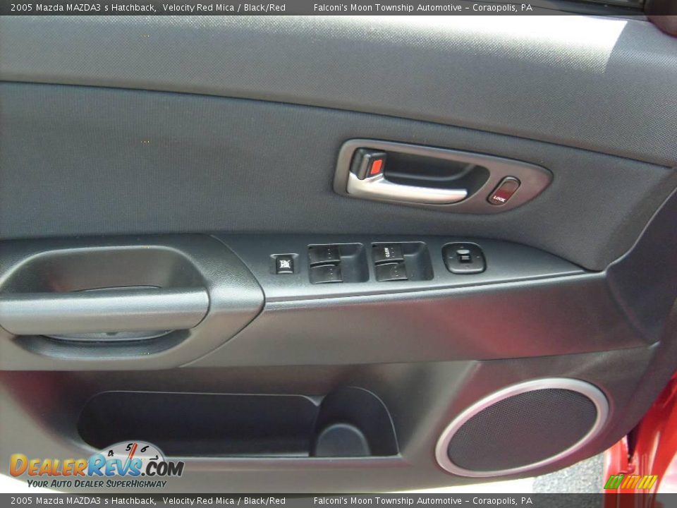 2005 Mazda MAZDA3 s Hatchback Velocity Red Mica / Black/Red Photo #9