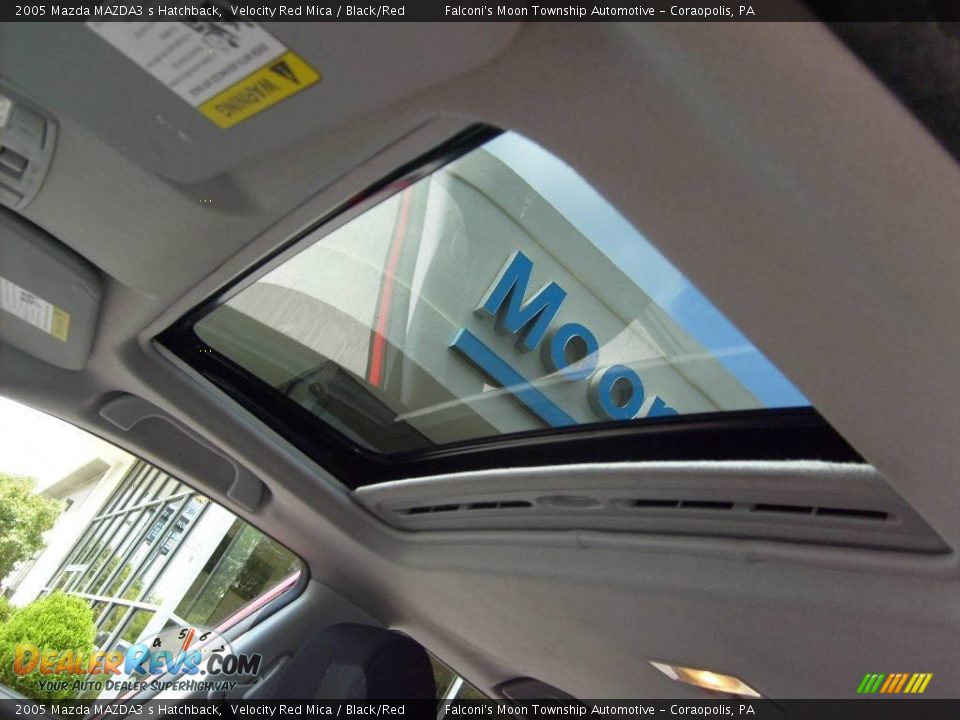 2005 Mazda MAZDA3 s Hatchback Velocity Red Mica / Black/Red Photo #10