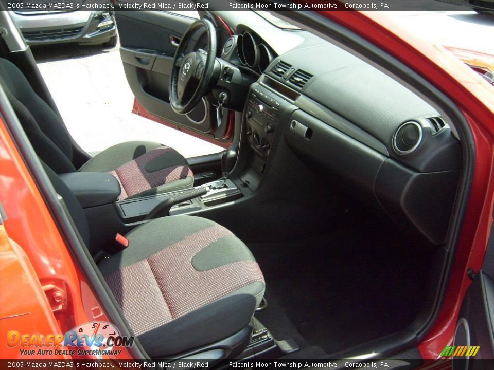 2005 Mazda MAZDA3 s Hatchback Velocity Red Mica / Black/Red Photo #13