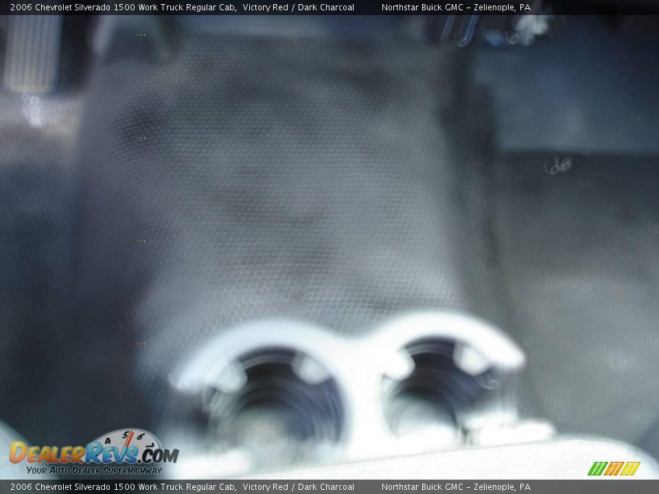 2006 Chevrolet Silverado 1500 Work Truck Regular Cab Victory Red / Dark Charcoal Photo #18