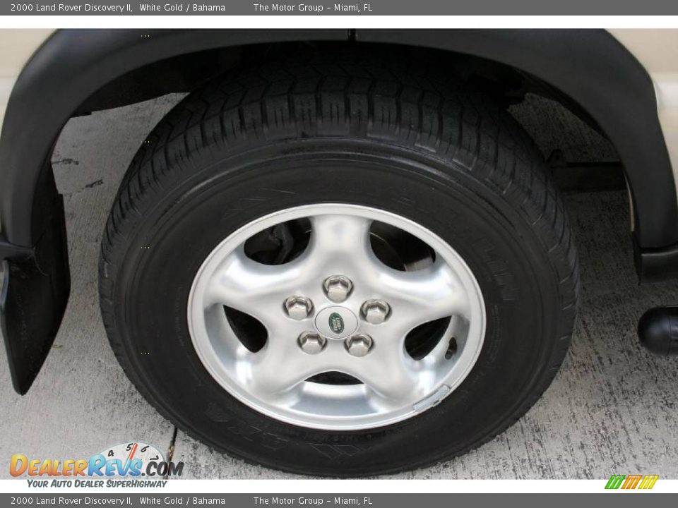 2000 Land Rover Discovery II White Gold / Bahama Photo #19