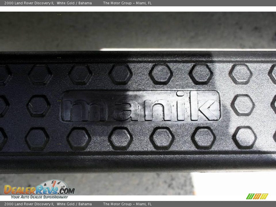2000 Land Rover Discovery II White Gold / Bahama Photo #27