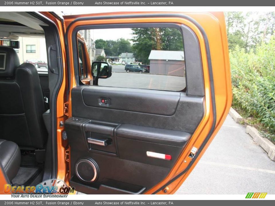 2006 Hummer H2 SUT Fusion Orange / Ebony Photo #17