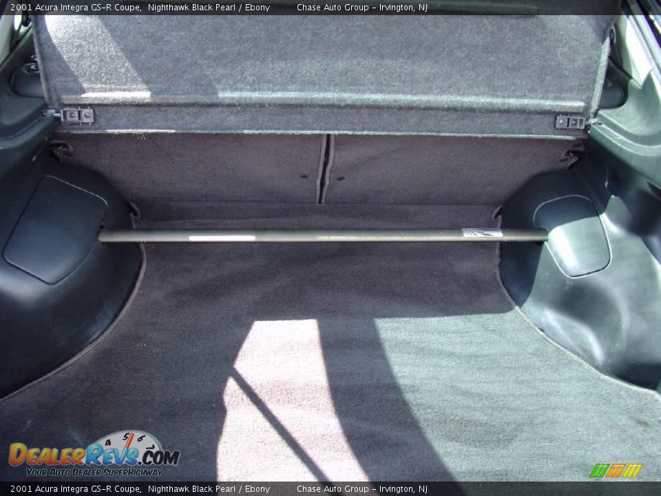 2001 Acura Integra GS-R Coupe Trunk Photo #15