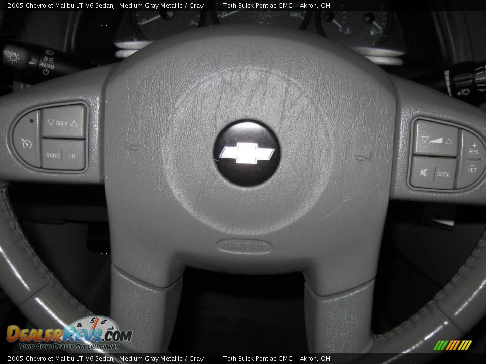 2005 Chevrolet Malibu LT V6 Sedan Medium Gray Metallic / Gray Photo #13