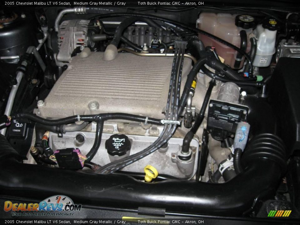 2005 Chevrolet Malibu LT V6 Sedan Medium Gray Metallic / Gray Photo #18