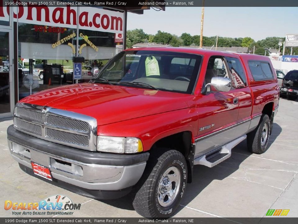1996 Dodge Ram 1500 SLT Extended Cab 4x4 Flame Red / Gray Photo #5