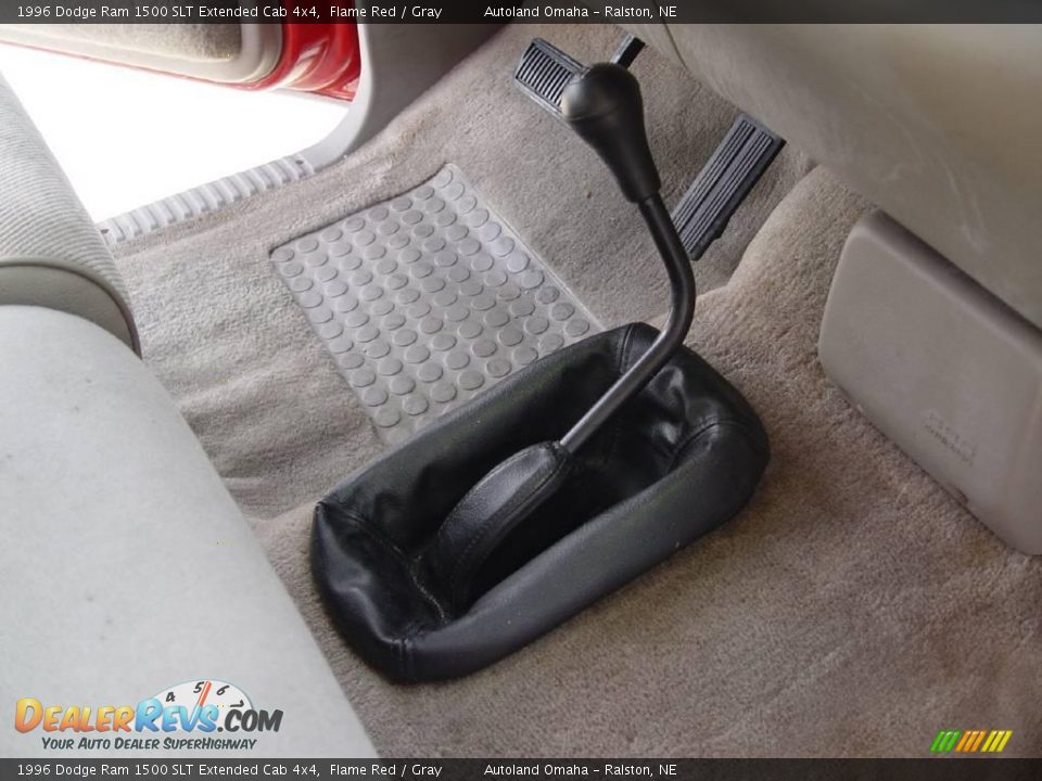 1996 Dodge Ram 1500 SLT Extended Cab 4x4 Flame Red / Gray Photo #11