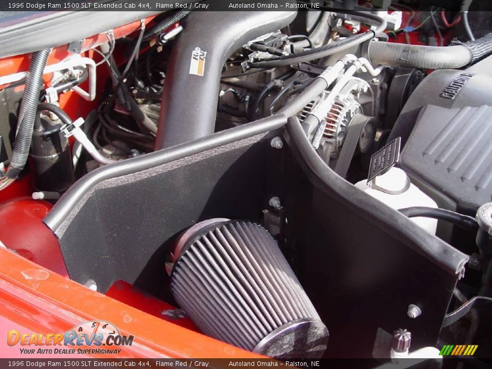 1996 Dodge Ram 1500 SLT Extended Cab 4x4 Flame Red / Gray Photo #21