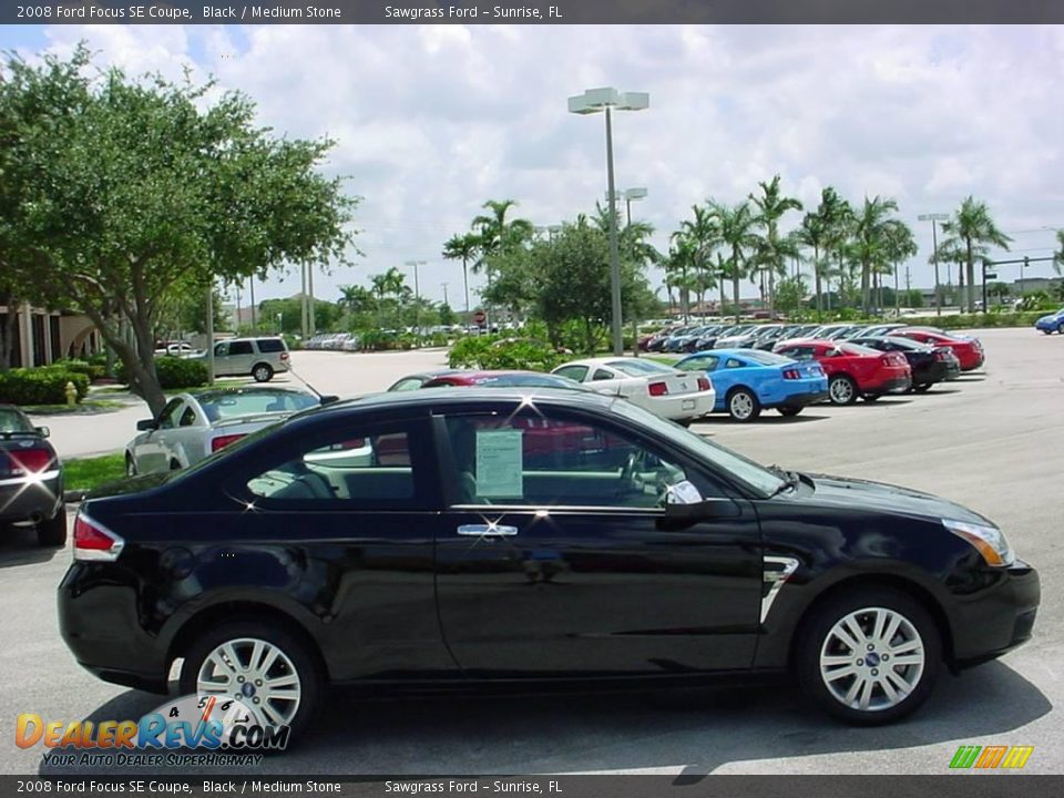 2008 Ford Focus SE Coupe Black / Medium Stone Photo #2