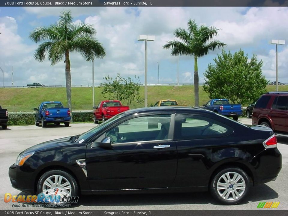 2008 Ford Focus SE Coupe Black / Medium Stone Photo #6