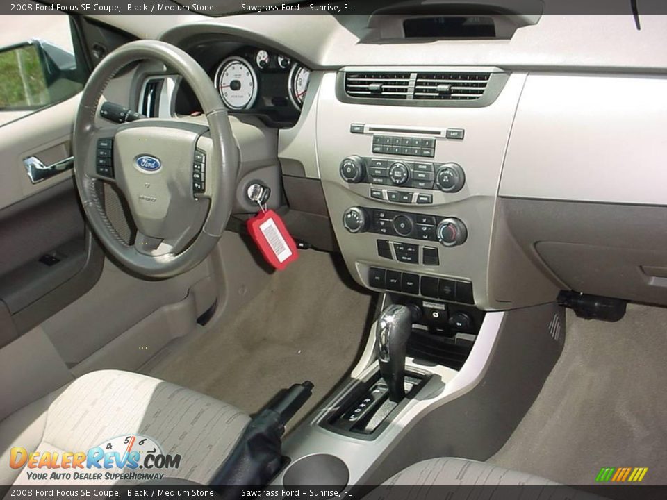 2008 Ford Focus SE Coupe Black / Medium Stone Photo #13