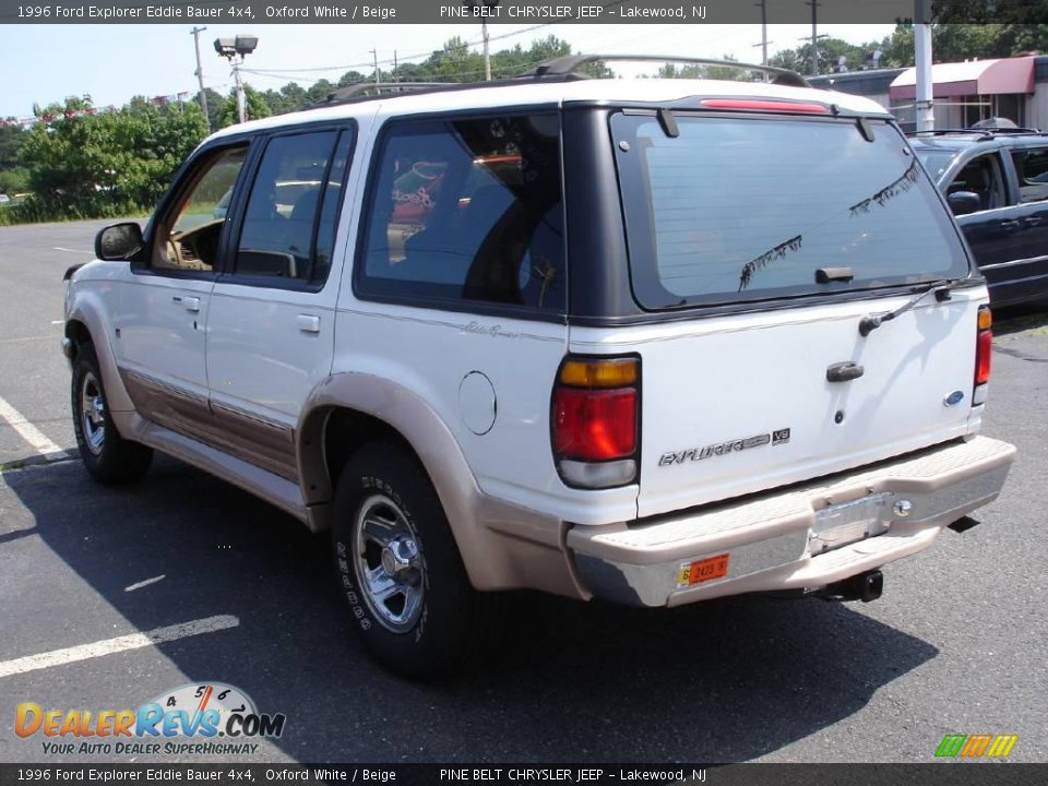 1996 Ford Explorer Eddie Bauer 4x4 Oxford White / Beige Photo #6