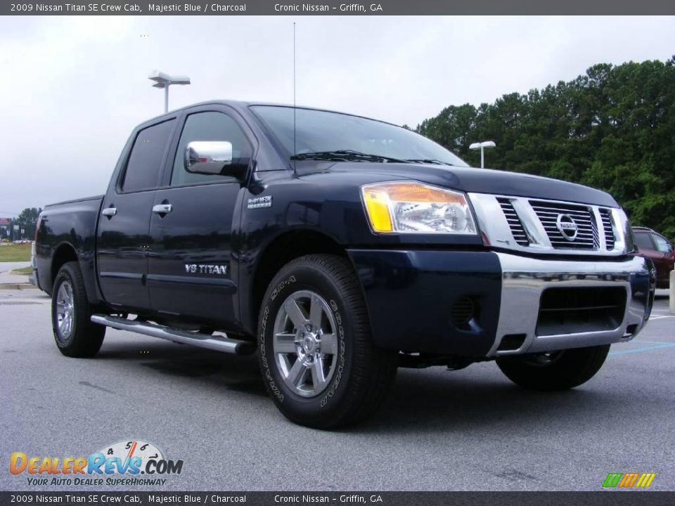 2009 Nissan Titan SE Crew Cab Majestic Blue / Charcoal Photo #4