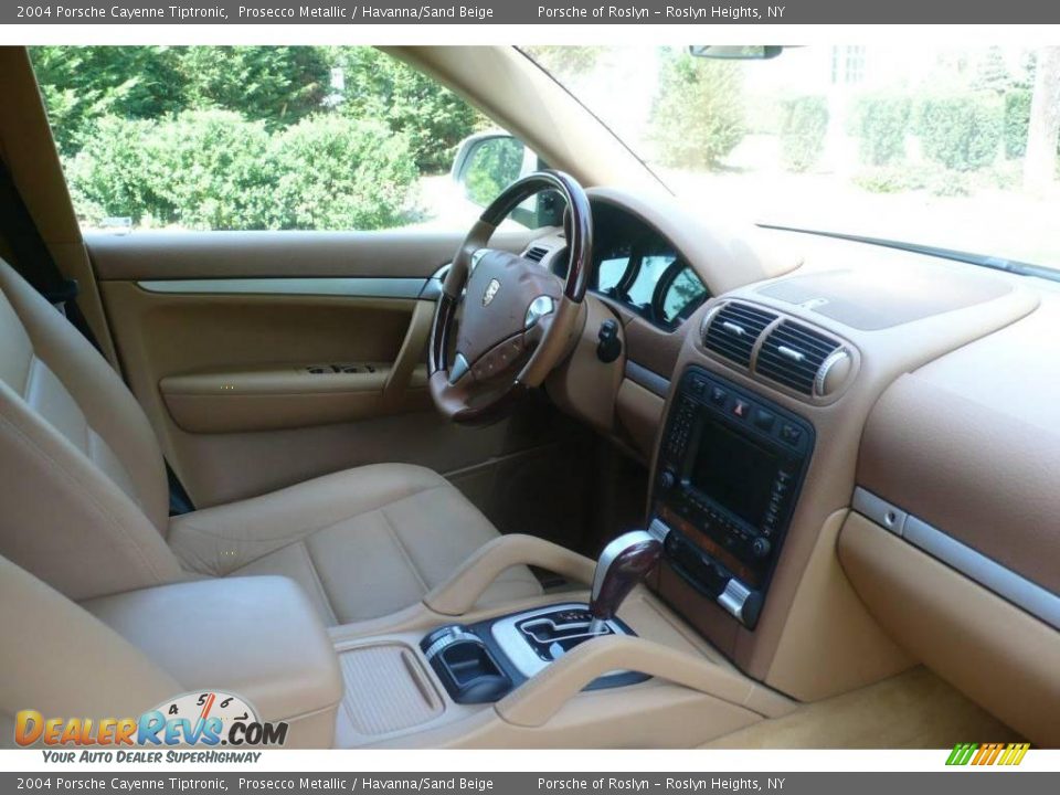 2004 Porsche Cayenne Tiptronic Prosecco Metallic / Havanna/Sand Beige Photo #17