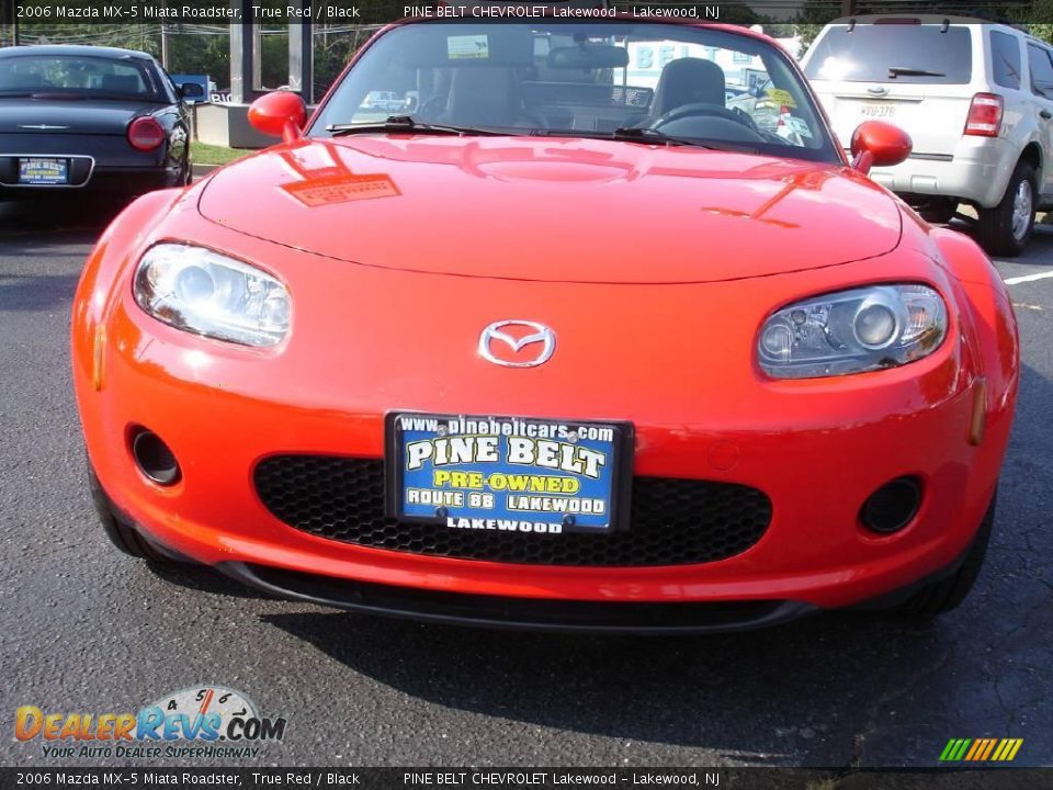 2006 Mazda MX-5 Miata Roadster True Red / Black Photo #9