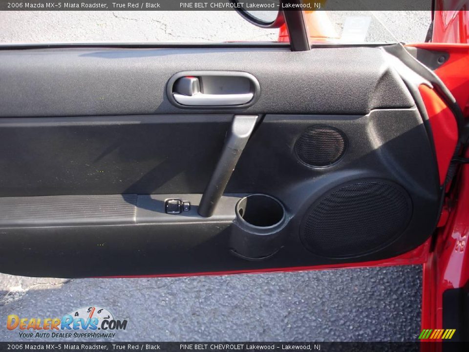 2006 Mazda MX-5 Miata Roadster True Red / Black Photo #13