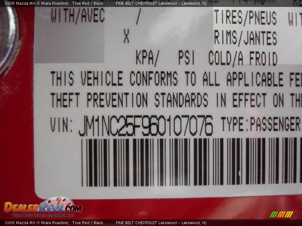 2006 Mazda MX-5 Miata Roadster True Red / Black Photo #20
