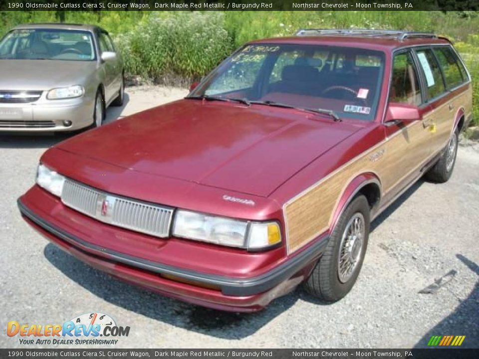 1990 Oldsmobile Cutlass Ciera SL Cruiser Wagon Dark Maple Red Metallic / Burgundy Red Photo #4