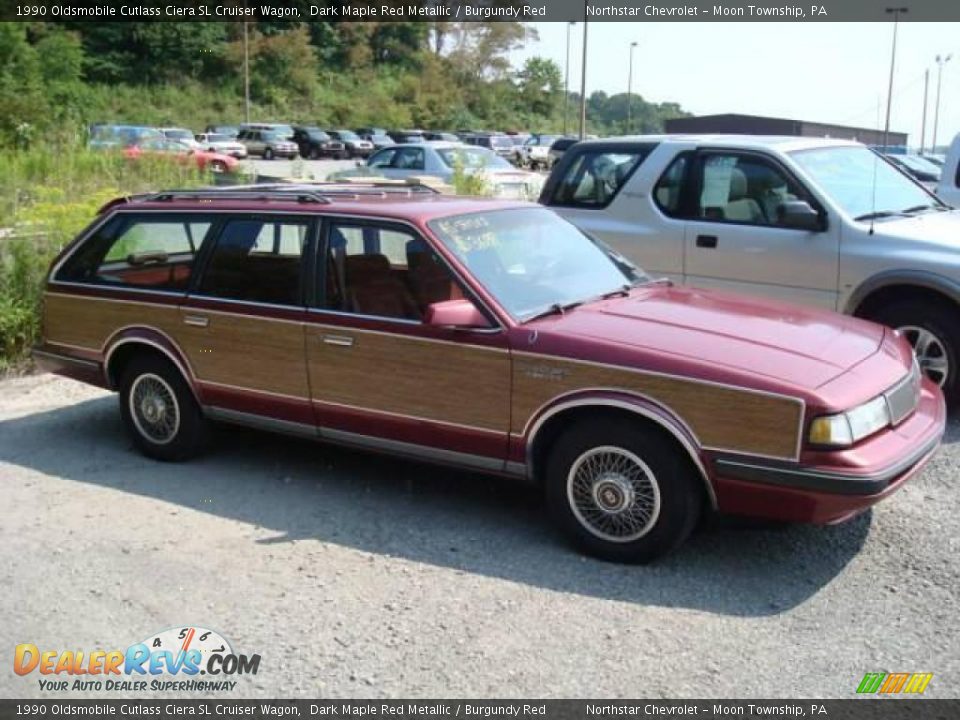 1990 Oldsmobile Cutlass Ciera SL Cruiser Wagon Dark Maple Red Metallic / Burgundy Red Photo #6